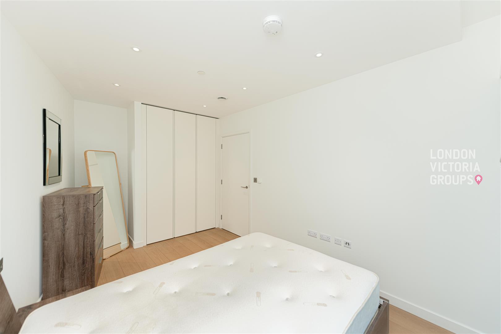 10 Cutter Lane, London